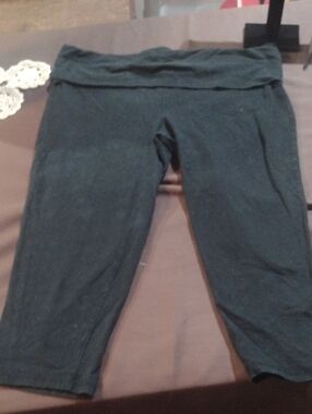 Mossimo Supply Co. Black Fold-Over Waist Capri Leggings